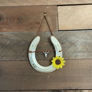 Hand painted sunflower horse shoe